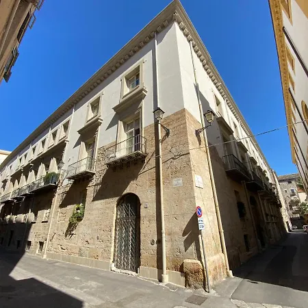 One Casa de hóspedes 4*